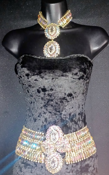 Two Piece Iridescent show stopper - Picture 1 of 5